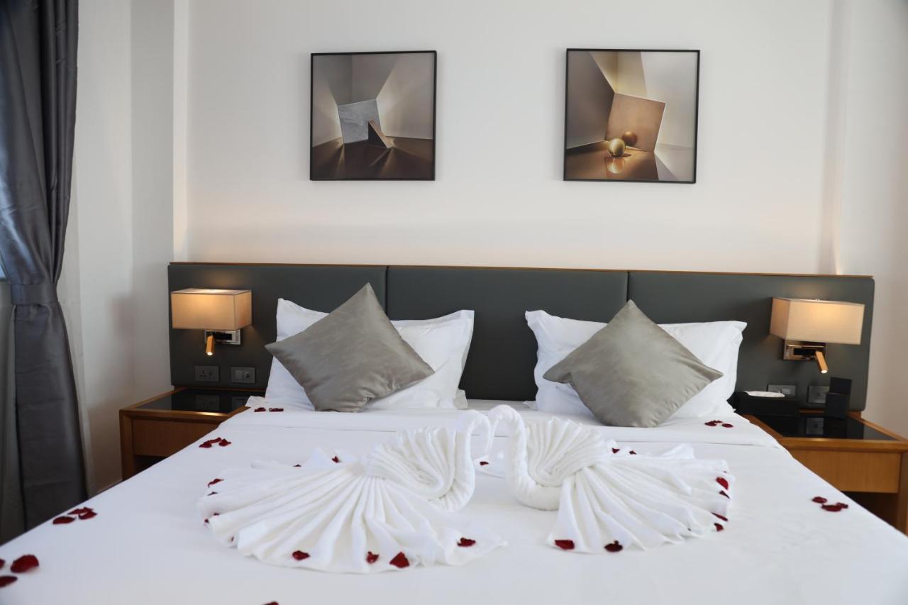 Hayes Hotel, Аддис-Абеба Экстерьер фото